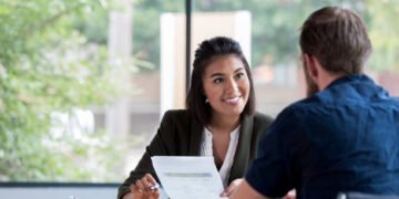 Applying for Top Jobs in the USA as International Workers (2026 Applicants Comparison)