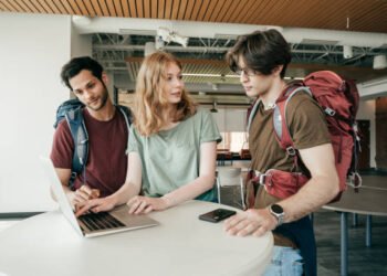 Canada Student Scholarships for International Students in 2026: How to Apply, Requirements, and Fully Funded Opportunities